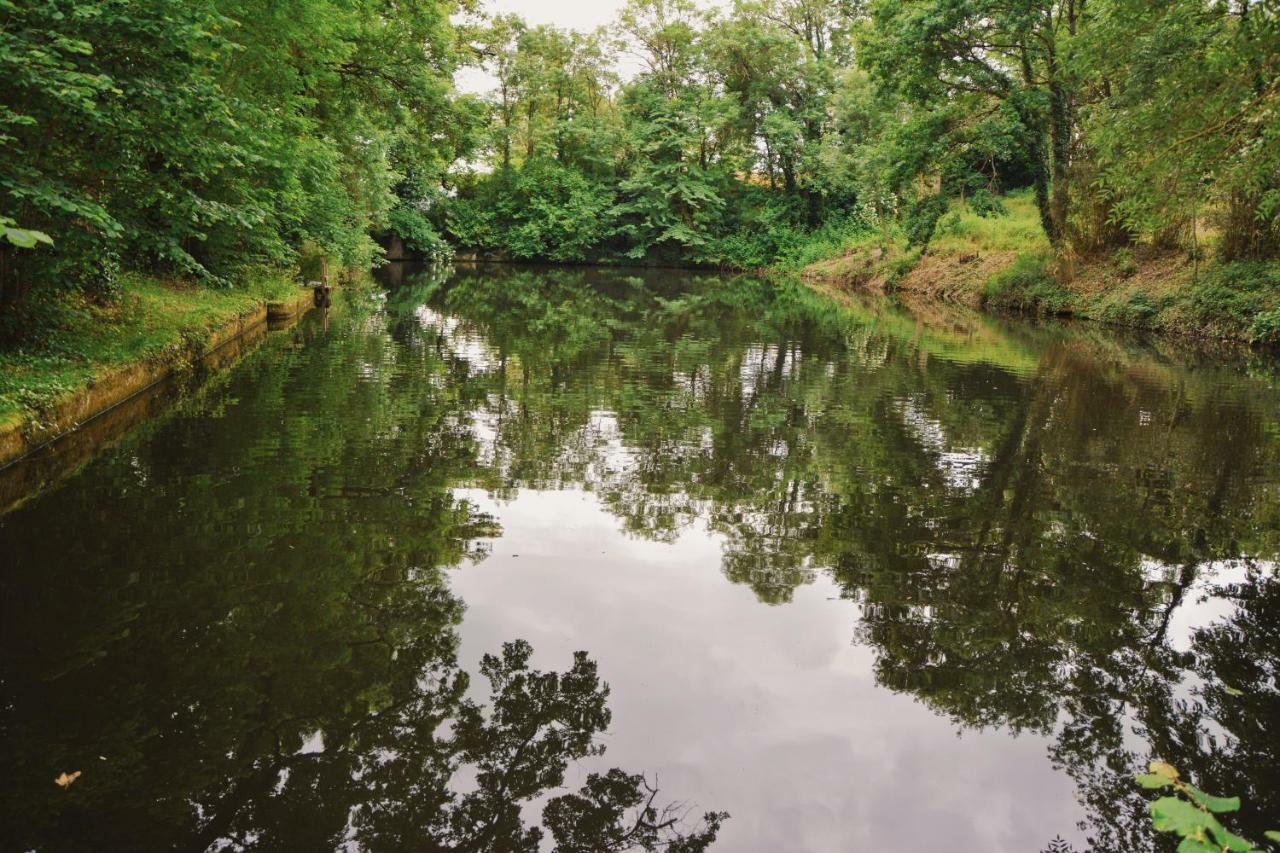 Gites Les Demeures De Valette Azay-le-Brule Eksteriør bilde